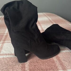 Elegant Black Women's Boots